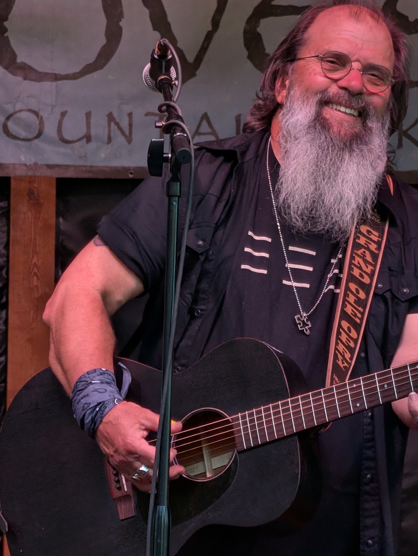 SteveEarle2026-06-19TheCovesAmphitheaterUnionHallVA (6).jpg